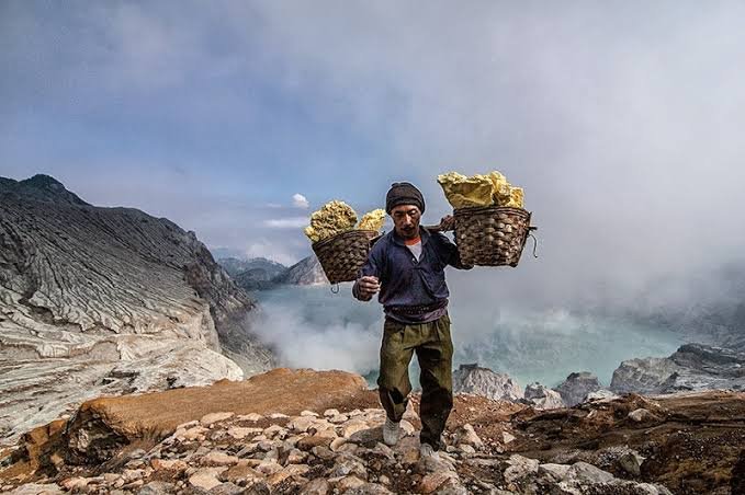 Khutbah Jumat: Memperbarui Semangat Kerja Mencari Nafkah