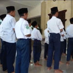 MTs Al Khidmah Pendosawalan: Membangun Generasi Disiplin Melalui Istiqamah Salat Dhuha dan Dhuhur Berjamaah