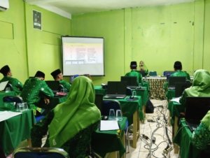 Pendidikan Inovatif di MTs Nahdlatul Ulama Jinggotan: Diseminasi Kurikulum Berbasis Cinta dan Deep Learning