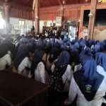 Jejak Warisan Nusantara: Ratusan Siswa MTs Walisongo Pecangaan Kenali Kearifan Lokal Jepara dalam Outing Class dan Tadabur Alam