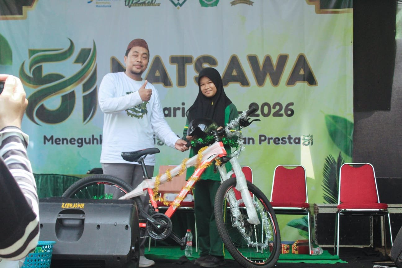 Setengah Abad Lebih Berkhidmat: MTs Walisongo Pecangaan Rayakan Harlah ke-51 dengan Rangkaian Kegiatan Religius dan Meriah