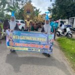 Adu Kreativitas Antarkelas  Siswa MTs–MA Safinatul Huda Semarakkan Karnaval 2026 Desa Sowan Kidul