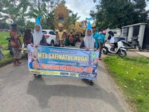 Adu Kreativitas Antarkelas  Siswa MTs–MA Safinatul Huda Semarakkan Karnaval 2026 Desa Sowan Kidul